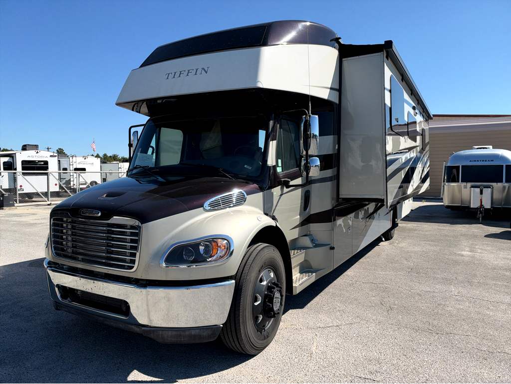 2022 TIFFIN ALLEGRO BAY 38BB - Image 2