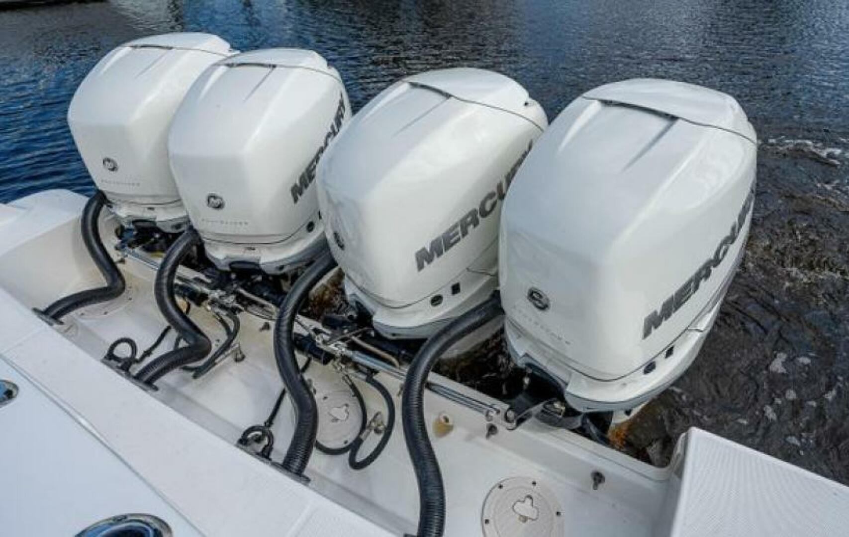 2020 Boston Whaler Outrage - Image 7