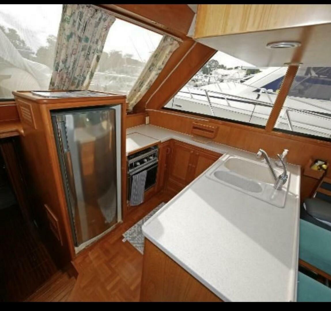 1996 Egg Harbor by Cayman - Image 11