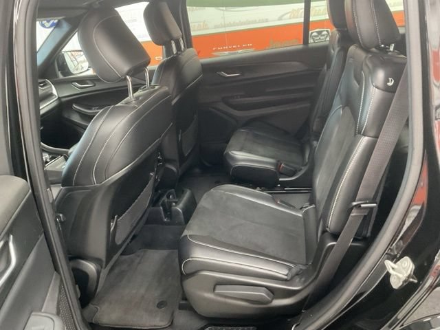 2023 Jeep Grand Cherokee L Utility 4D Altitude 4WD - Image 27