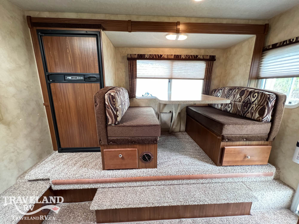 2012 NORTHWOOD ARCTIC FOX 811 - Image 12