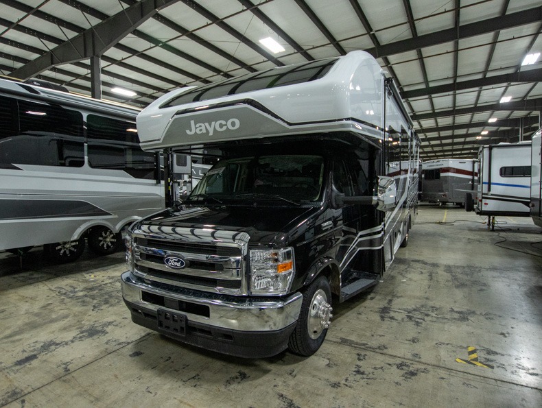 2026 Jayco Greyhawk 29MV - Image 4