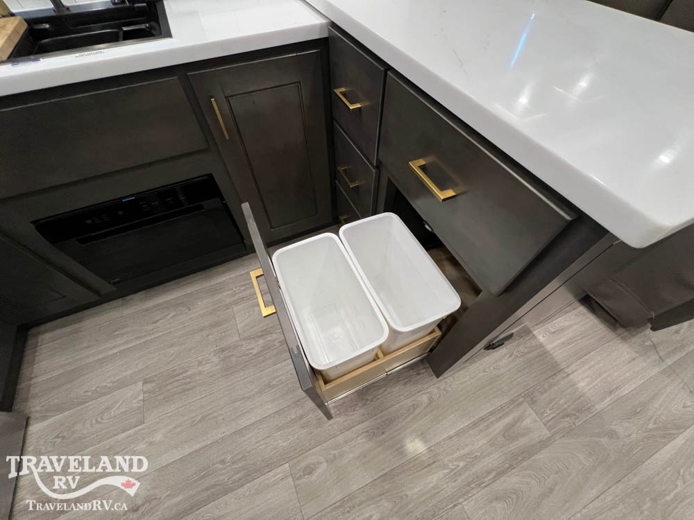 2027 Heartland Bighorn Fifth Wheel 39RK - Image 25