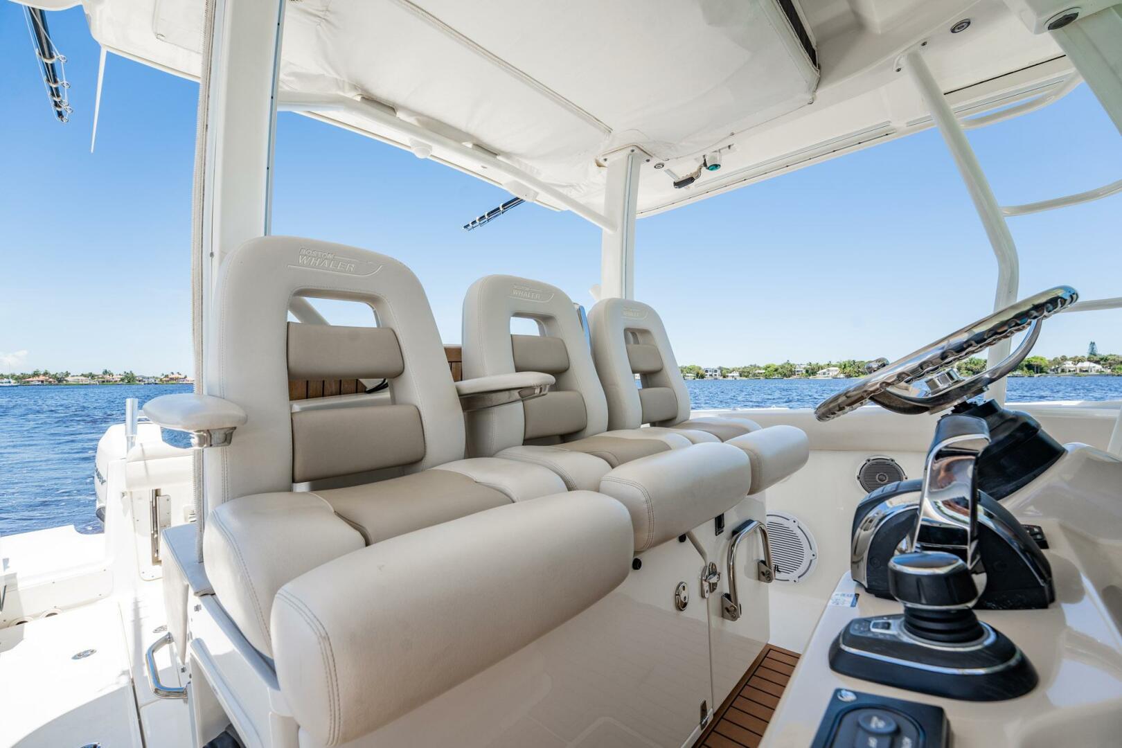 2018 Boston Whaler 380 Outrage - Image 33