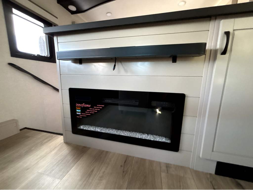 2026 JAYCO NORTH POINT 382FLRB - Image 35