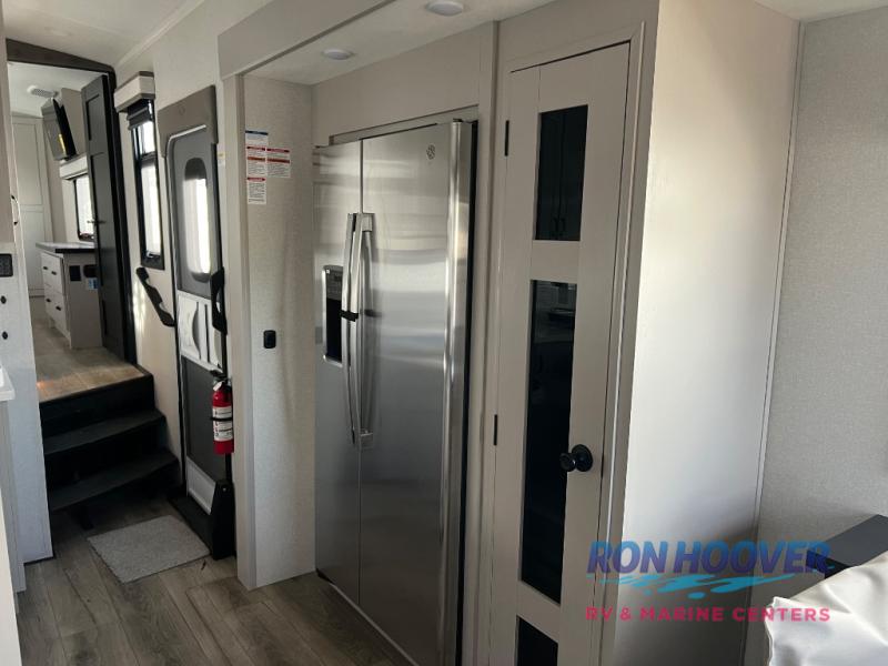2026 JAYCO NORTHPOINT 395DSDB - Image 11