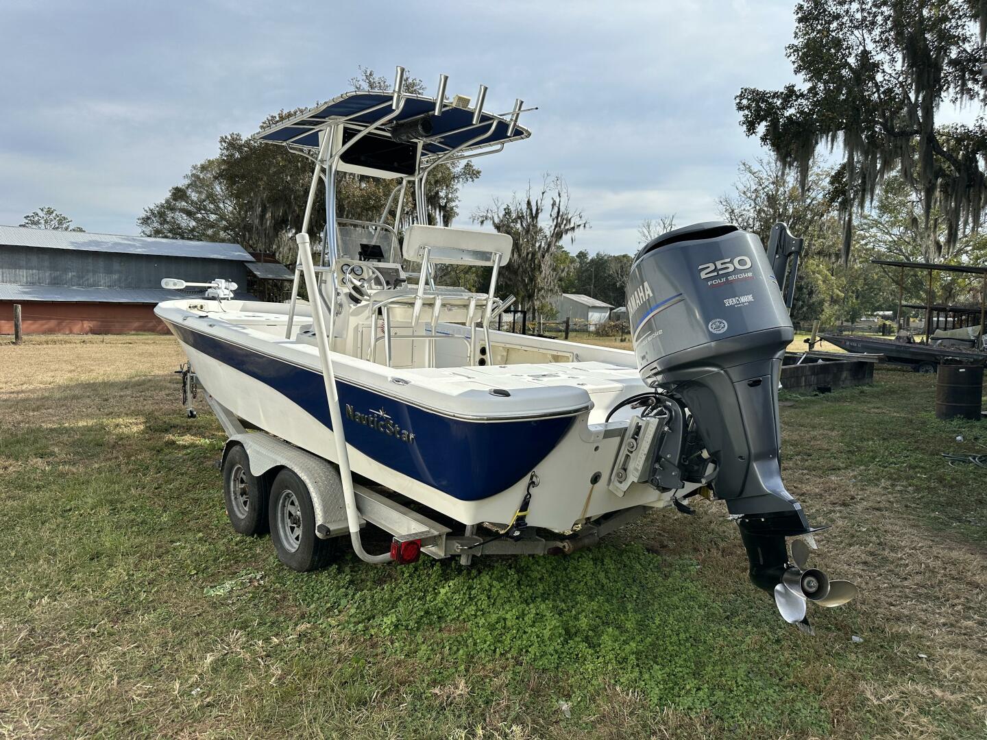 2008 NauticStar 2400 NauticBAY - Image 12