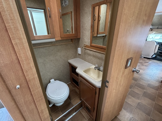 2010 SUNSEEKER 3100 - Image 26