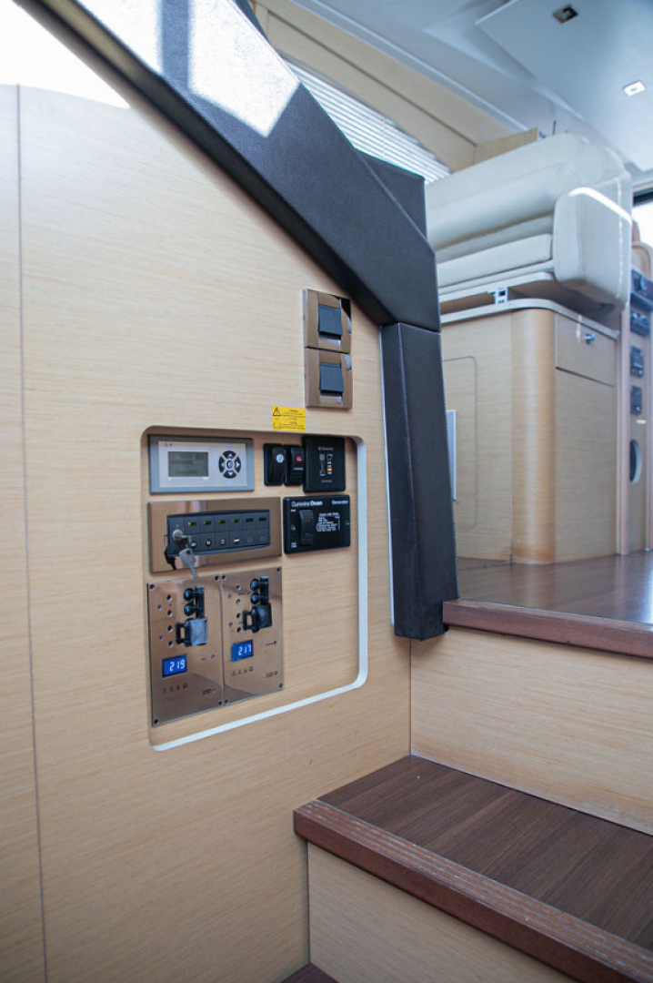 2010 Beneteau Monte Carlo 47 - Image 17