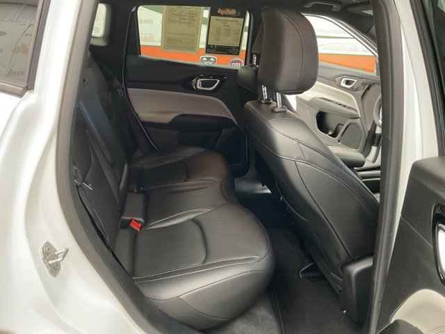 2025 Jeep Compass Limited 4x4 - Image 23