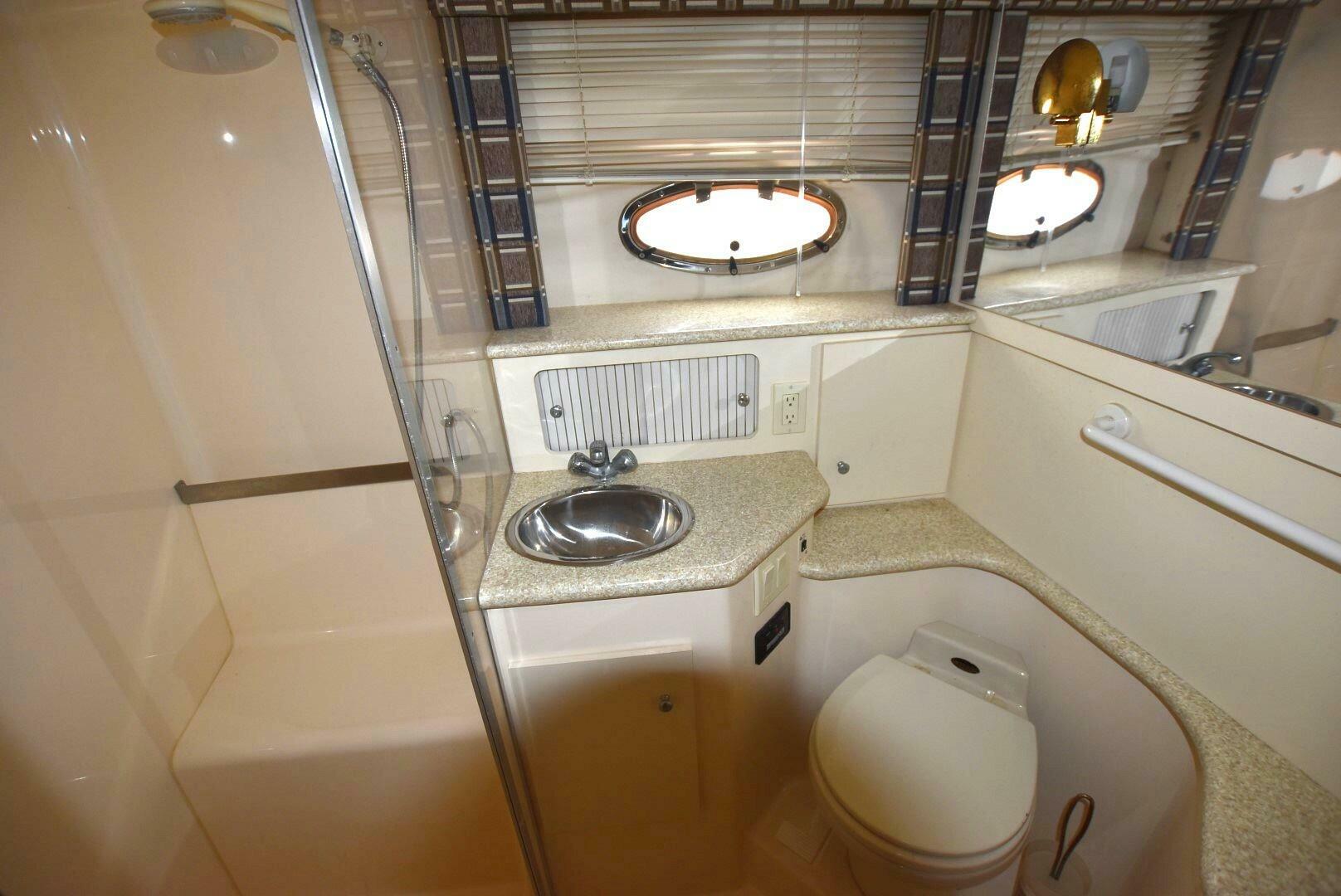 1999 Carver - Image 15