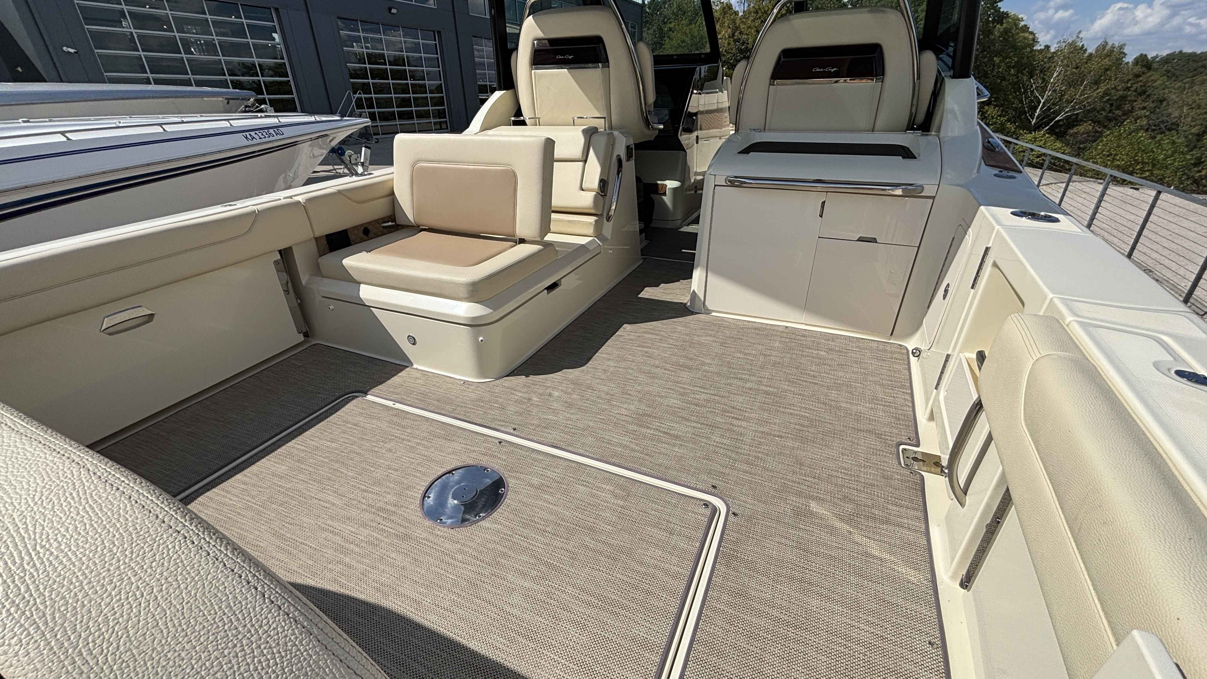 2021 Chris Craft 35 Calypso - Image 11