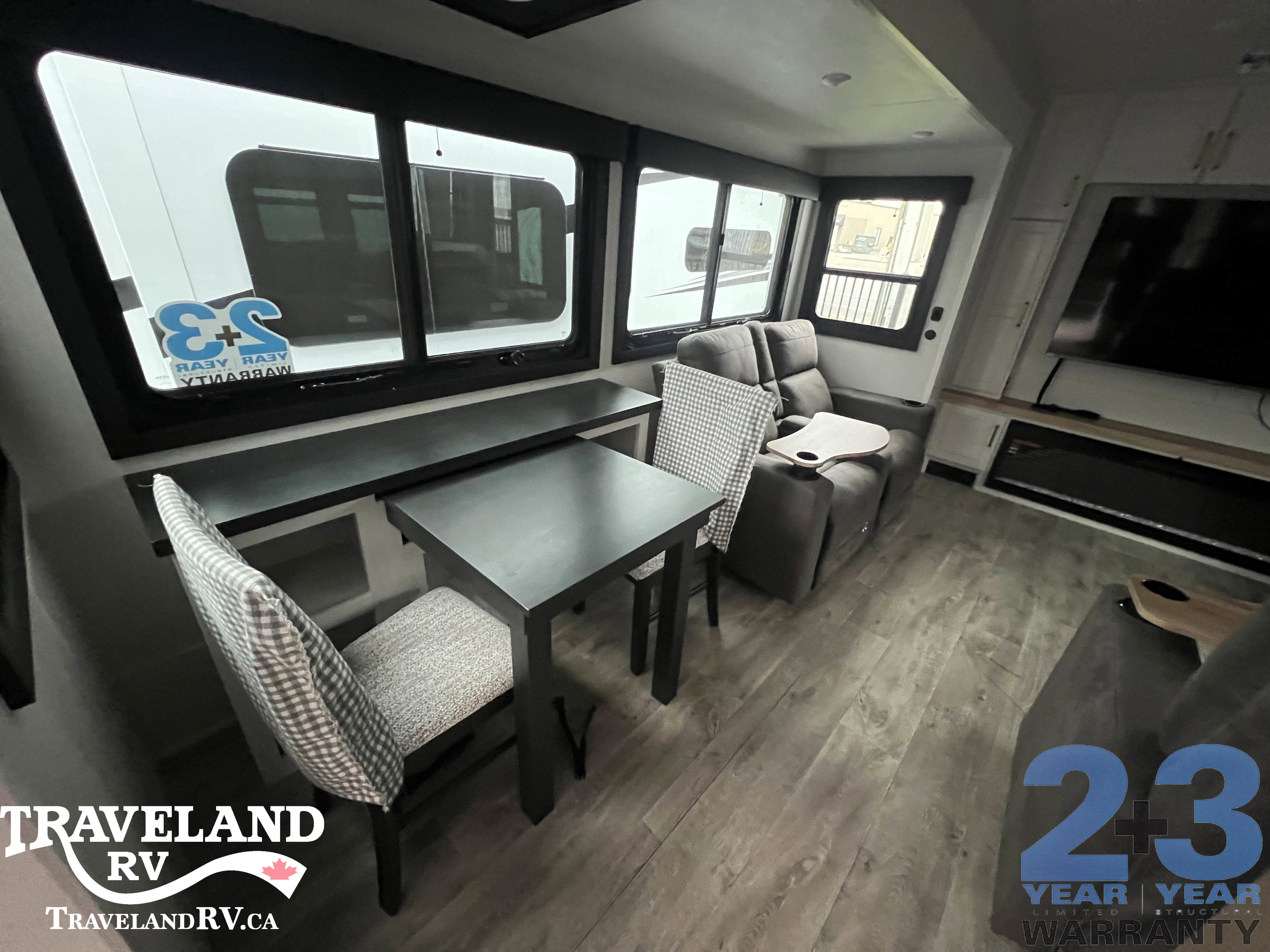 2026 Jayco Eagle 335LSTS - Image 14