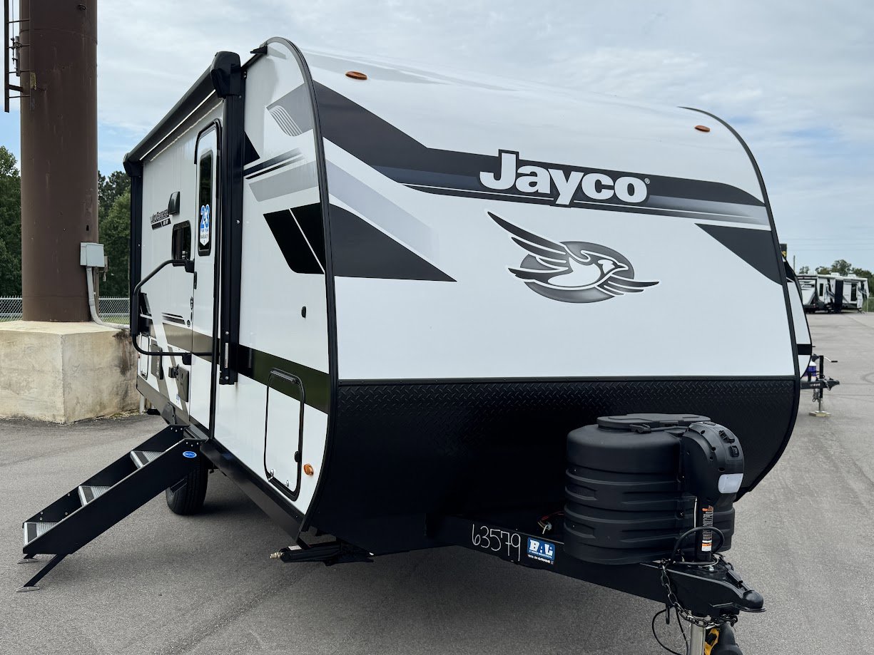 2026 JAYCO JAY FEATHER AIR 18FBS - Image 1