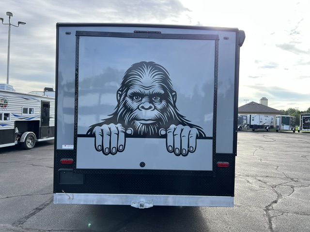 2027 ICE CASTLE SASQUATCH 8X19S - Image 6