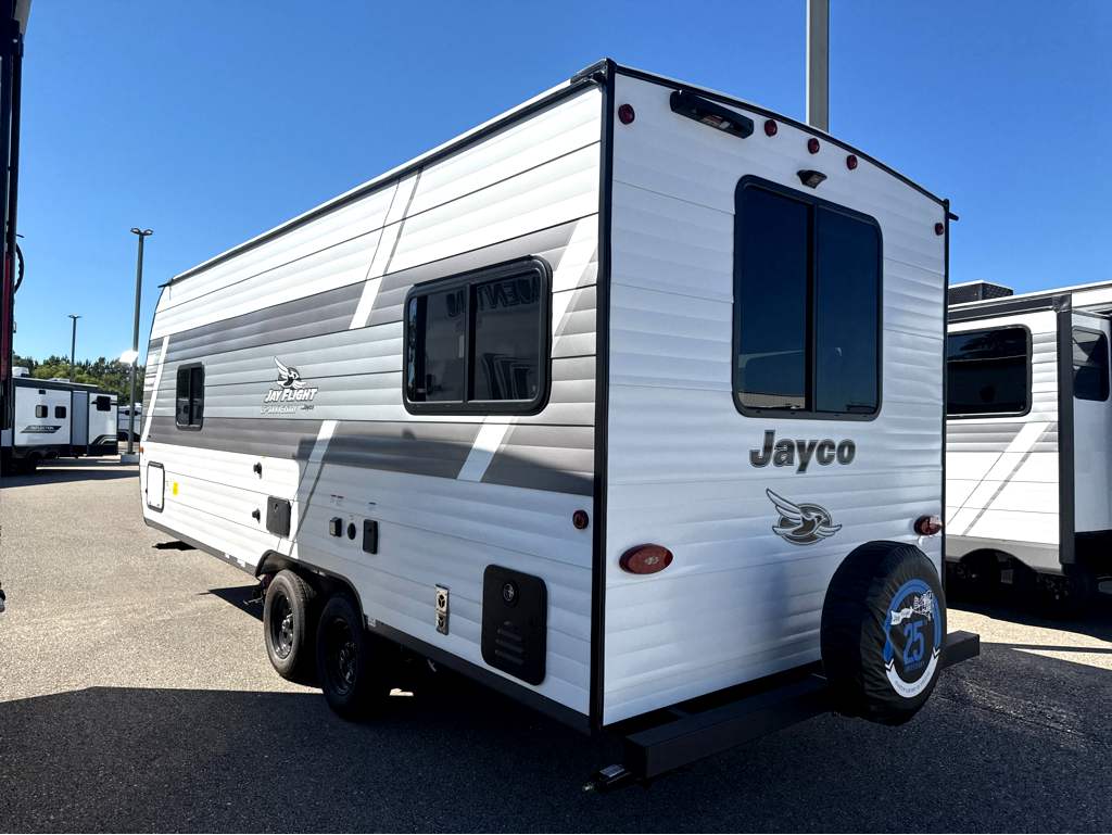 2027 Jayco Jay Flight SLX 210QB - Image 3