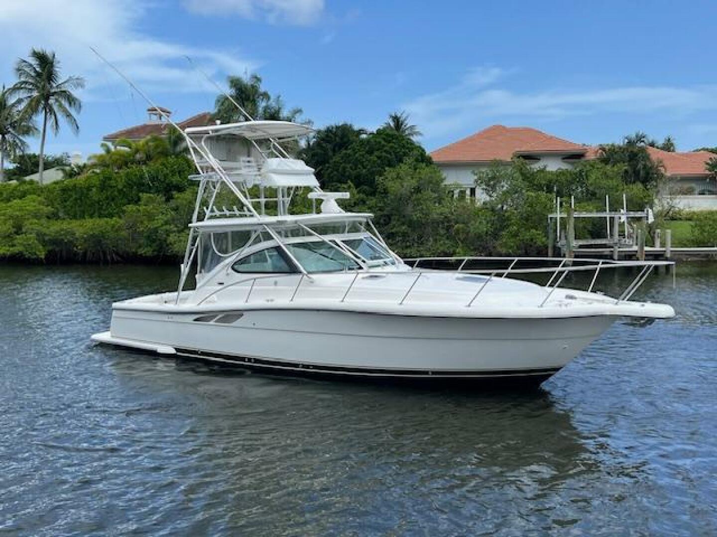 2003 Tiara Yachts 3800 Open - Image 10