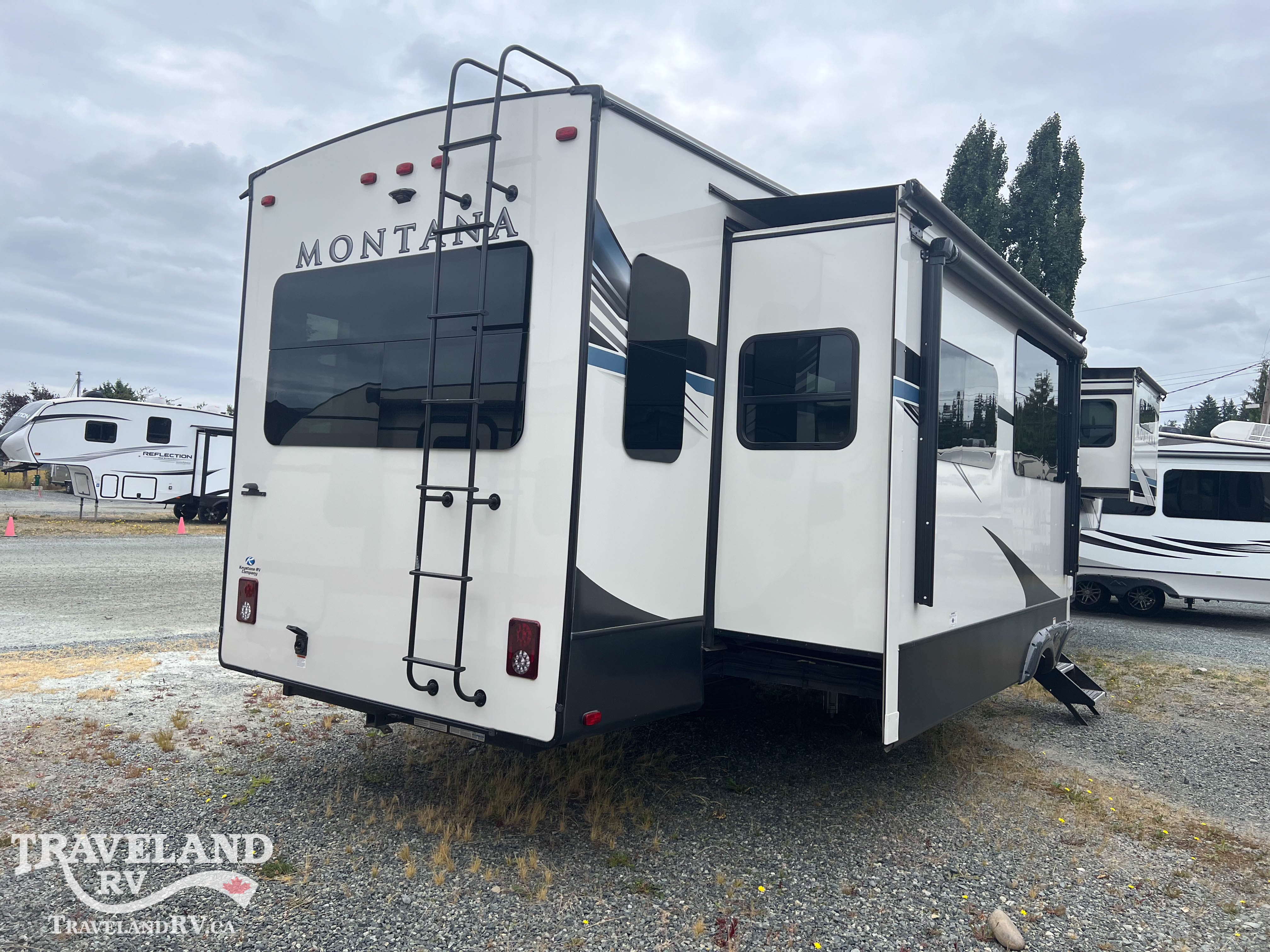 2021 Keystone Montana 3780RL - Image 6