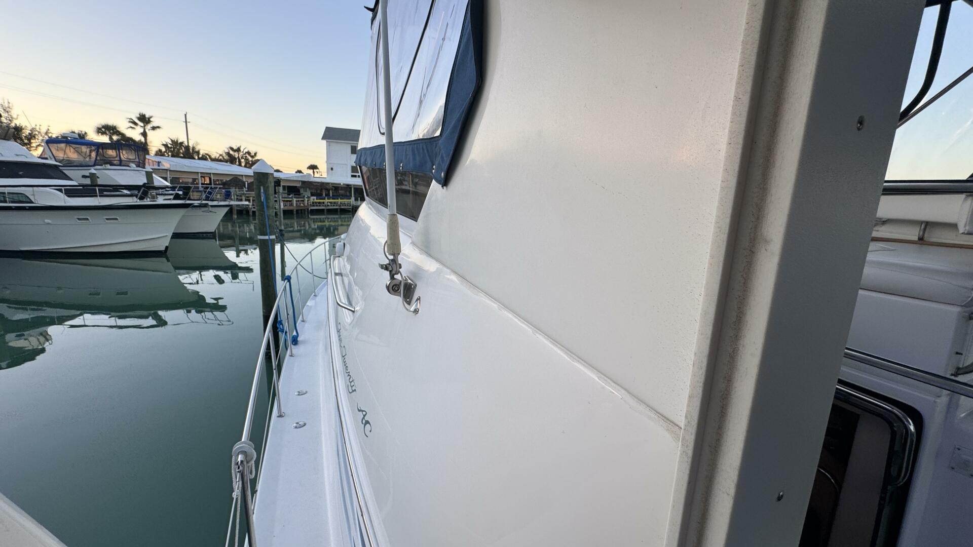 2000 Sea Ray 420 Aft Cabin - Image 62