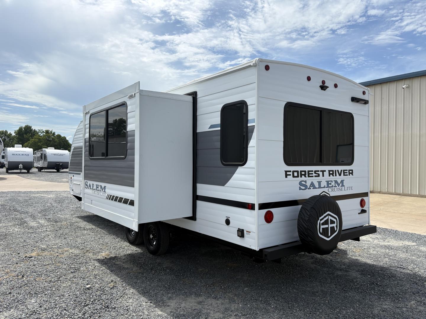 2026 Forest River Salem Cruise Lite 24RLXL - Image 5