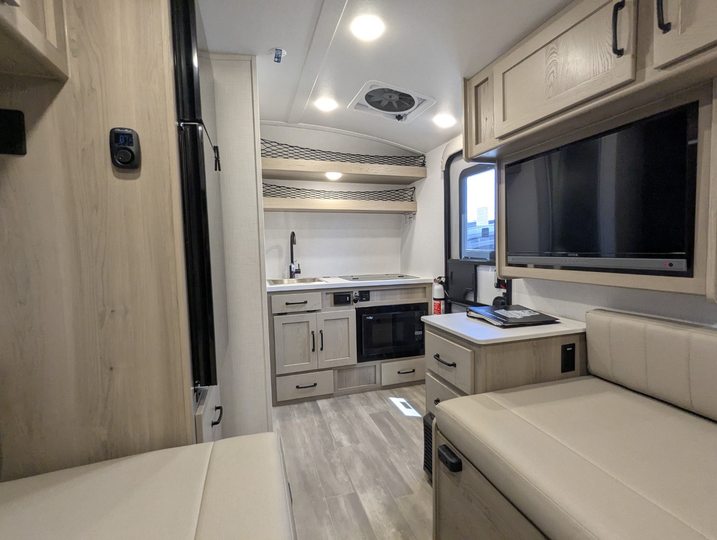 2024 Forest River Rockwood Geo Pro G15TB - Image 23