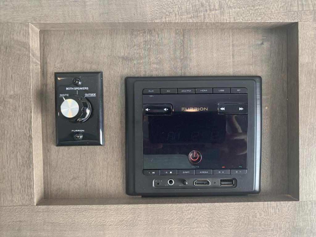 2019 FOREST RIVER 190 - Image 24