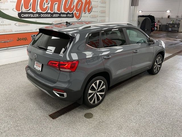 2023 Volkswagen Taos Utility 4D SE Sunroof 2WD - Image 8