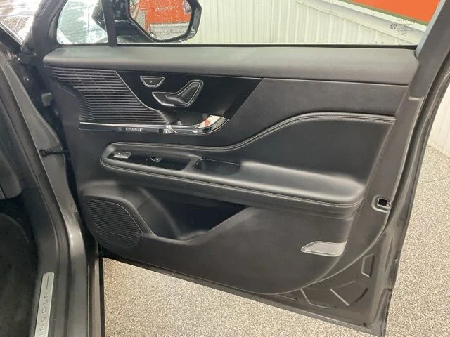 2022 Lincoln Corsair Utility 4D AWD - Image 25