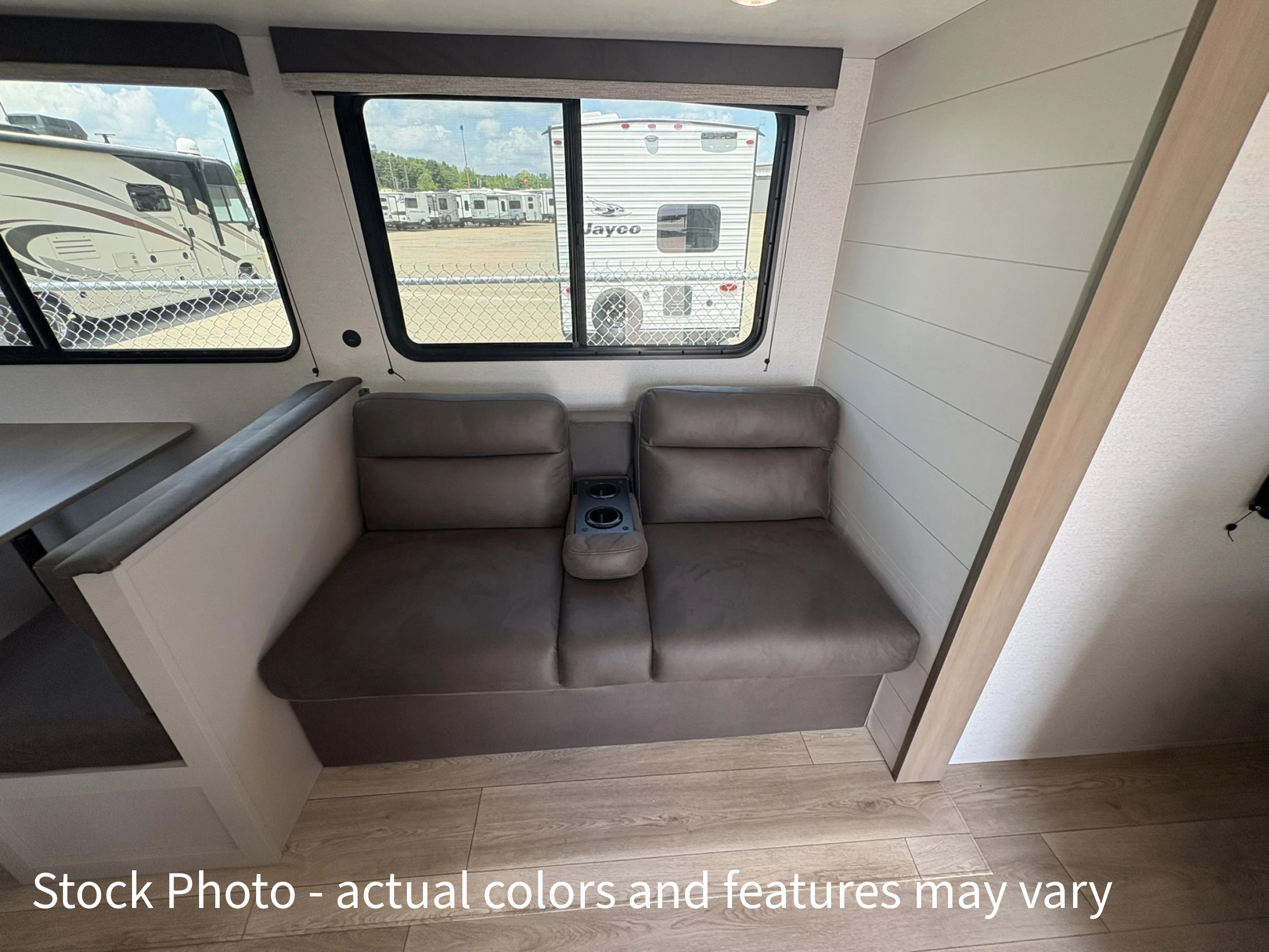 2027 Jayco Jay Flight SLX 261BHS - Image 22