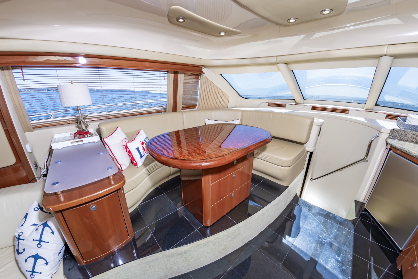 2007 Sea Ray 58 Sedan Bridge - Image 33