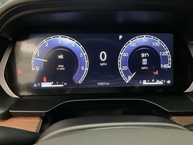 2025 Jeep Grand-Cherokee-L Laredo Altitude 4x4 - Image 15