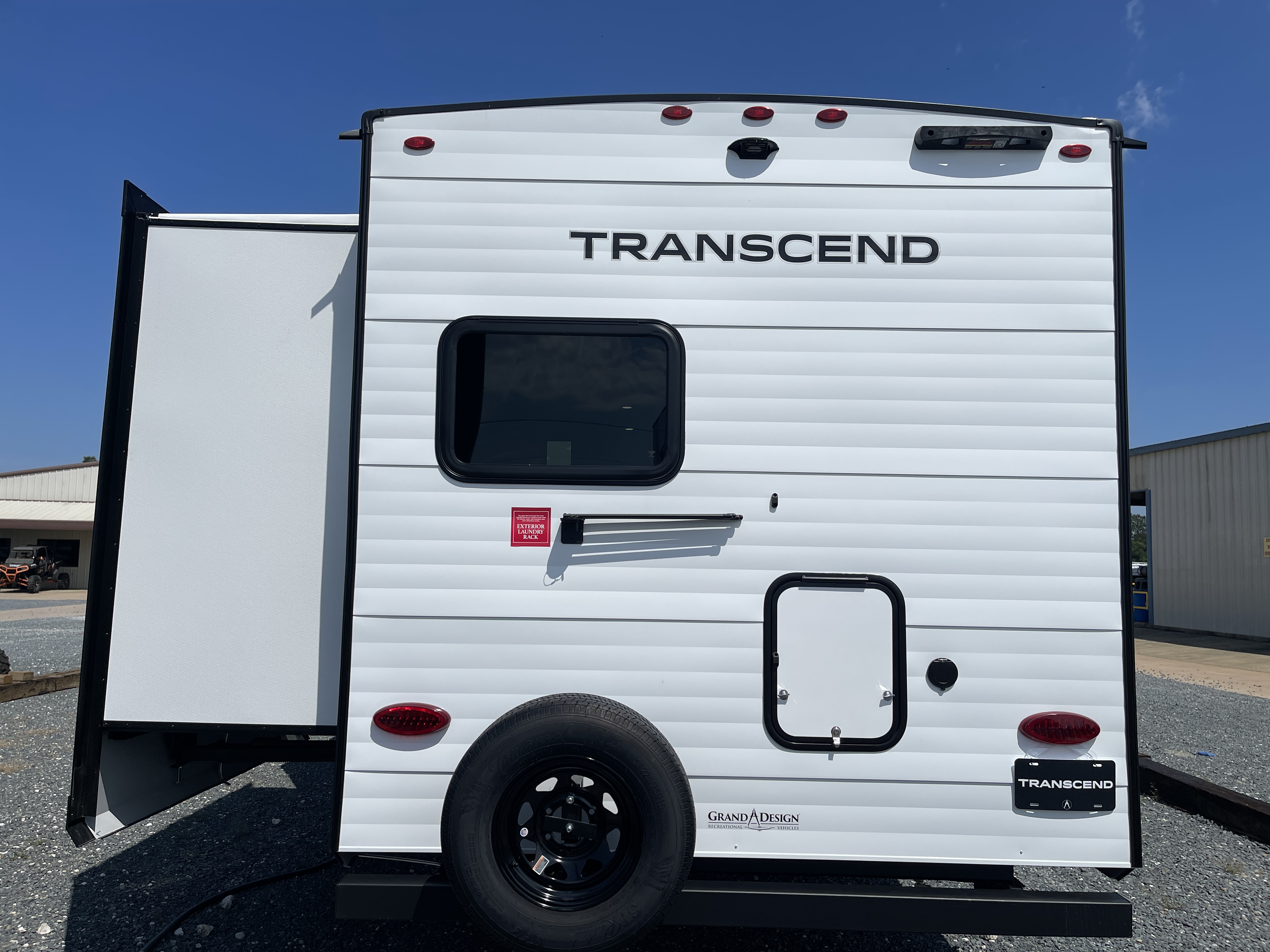 2027 Grand Design Transcend 335BHT - Image 6