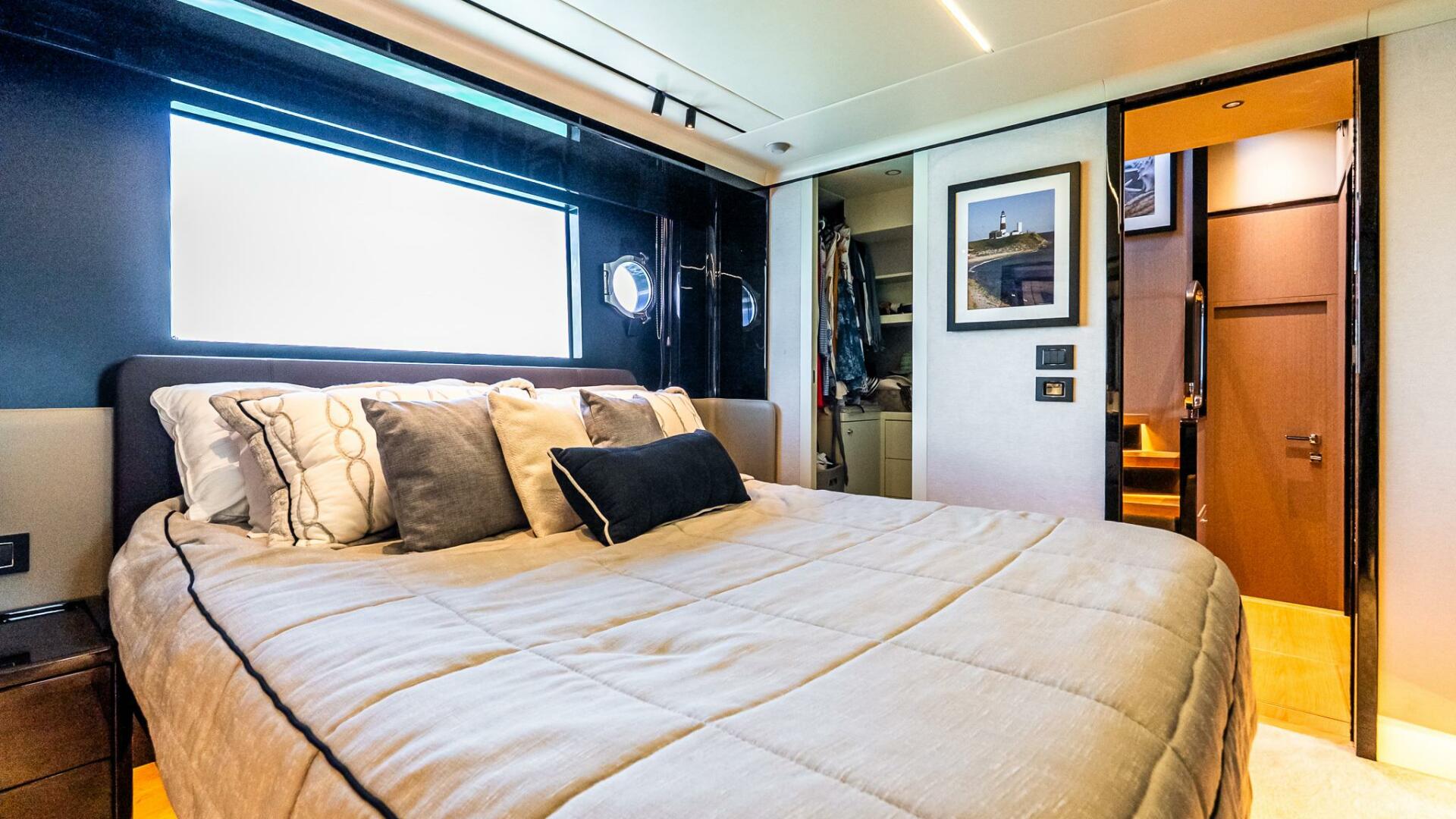 2022 Absolute Navetta 64 - Image 93