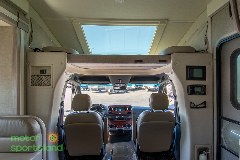 2021 Thor Motor Coach Delano - Image 42