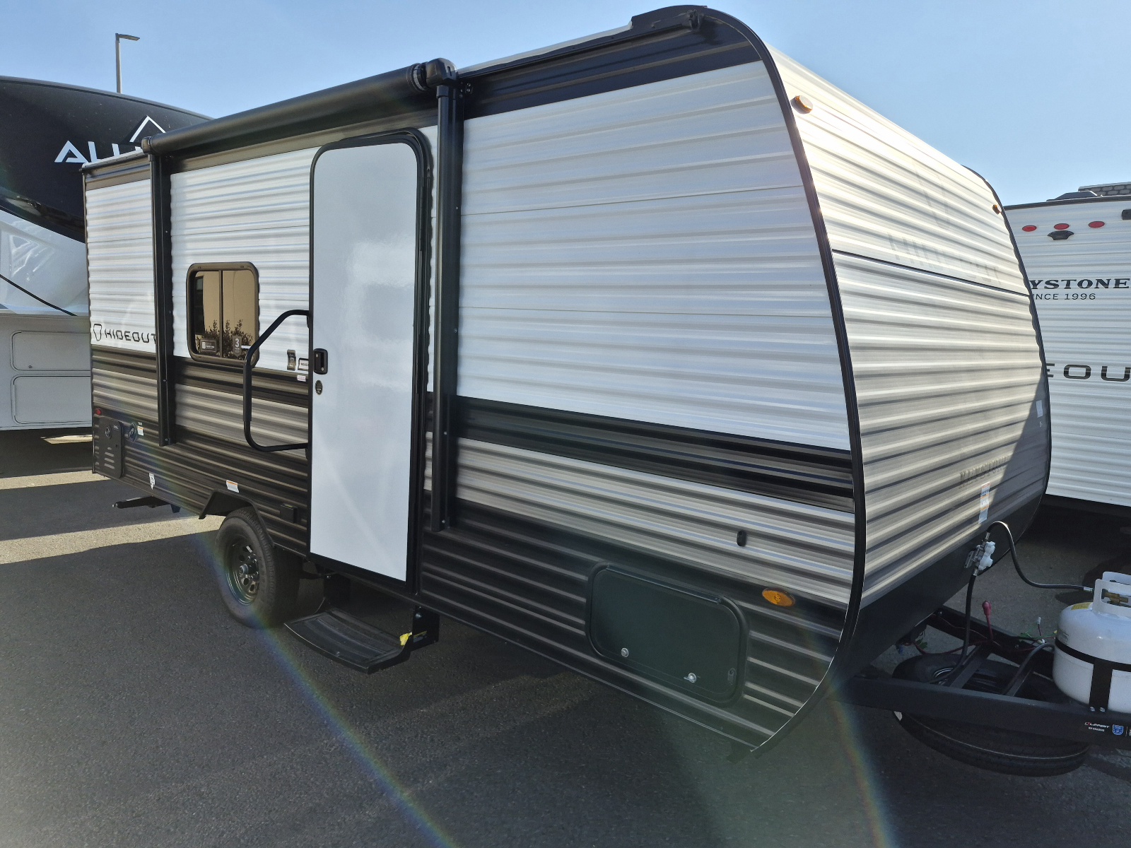 2026 Keystone Hideout Mini 166RB - Image 1