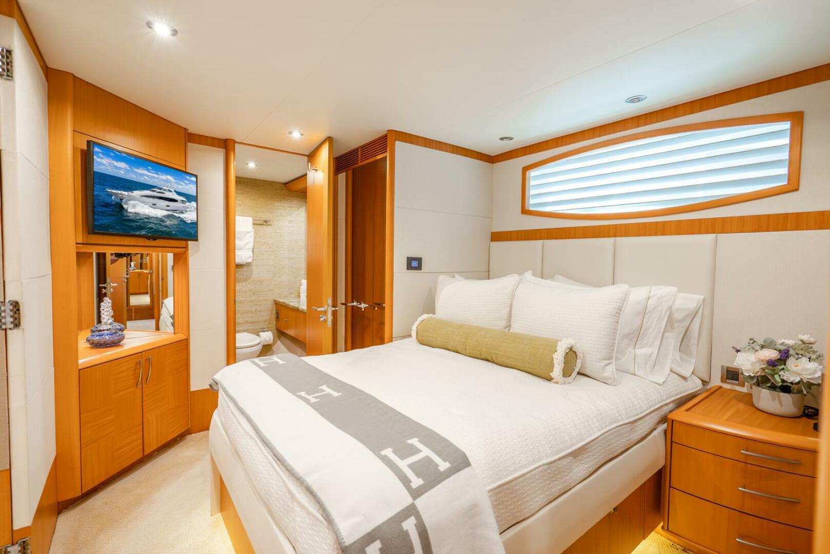 2008 Lazzara Yachts 116 - Image 44