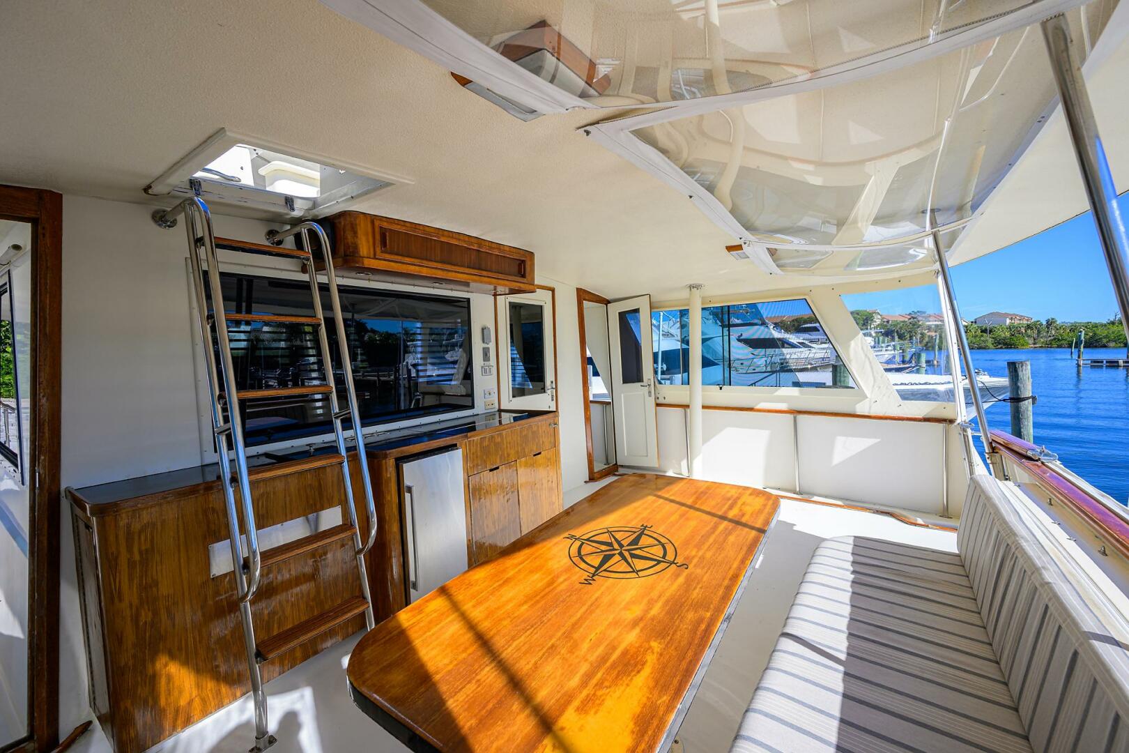 2003 Jupiter 31 Cuddy - Image 128