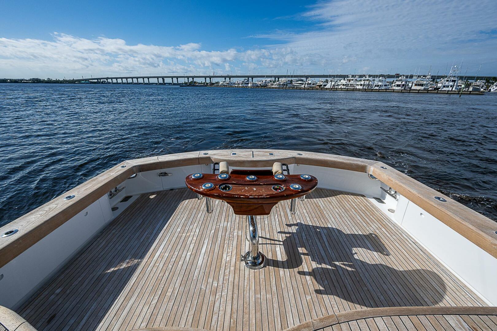 2017 F&S Cusotm Express Sportfish - Image 21
