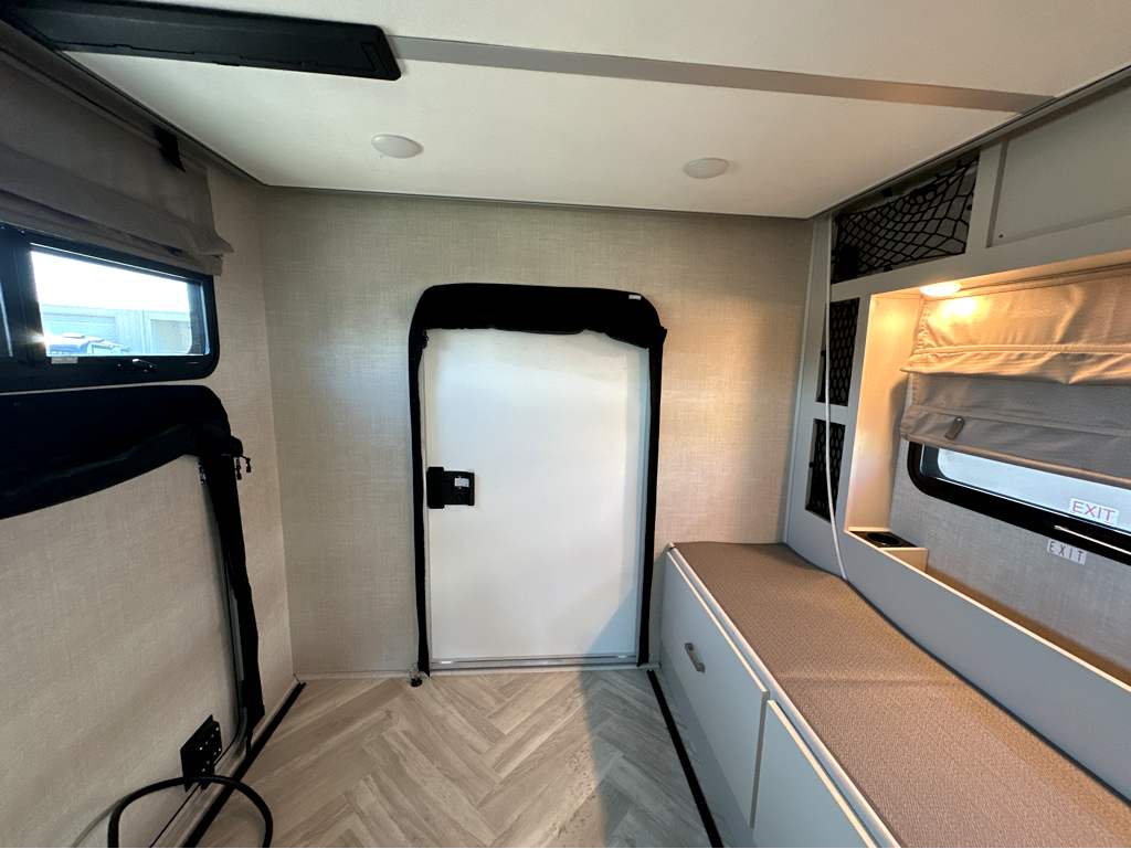 2026 THOR MOTOR COACH COMPASS 22MT - Image 14