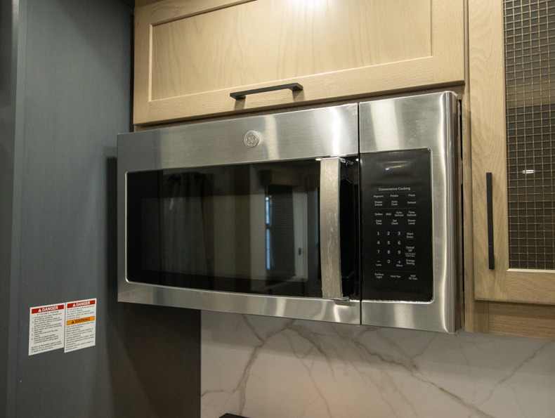 2026 CrossRoads Hampton 372FDB - Image 11