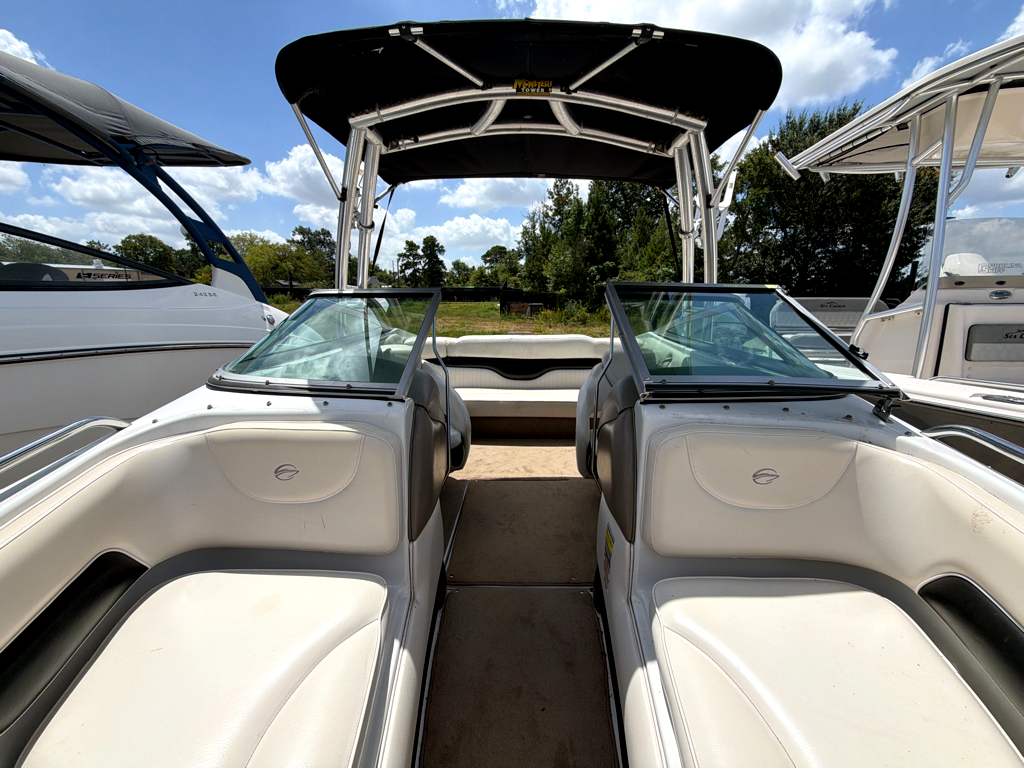 2011 CROWNLINE 21SS - Image 3