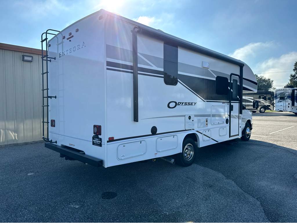 2027 ENTEGRA COACH ODYSSEY 24B - Image 7