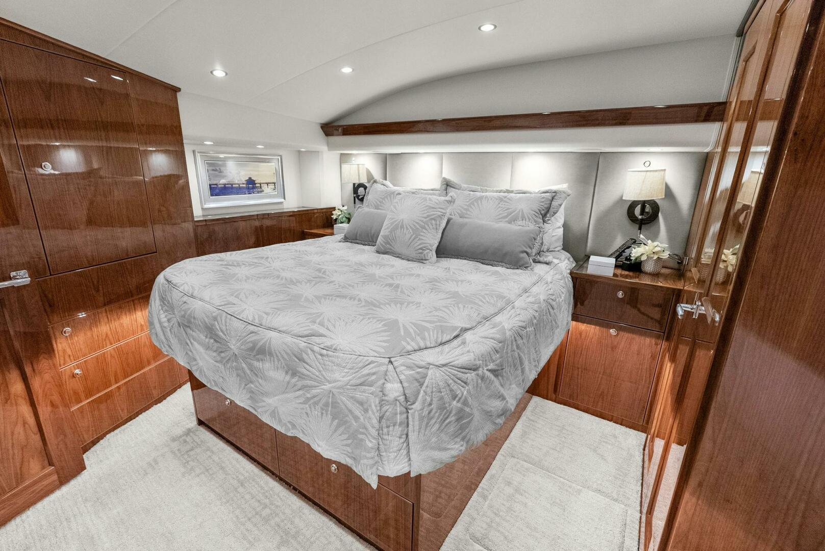 2022 Viking 68 Enclosed Bridge - Image 30