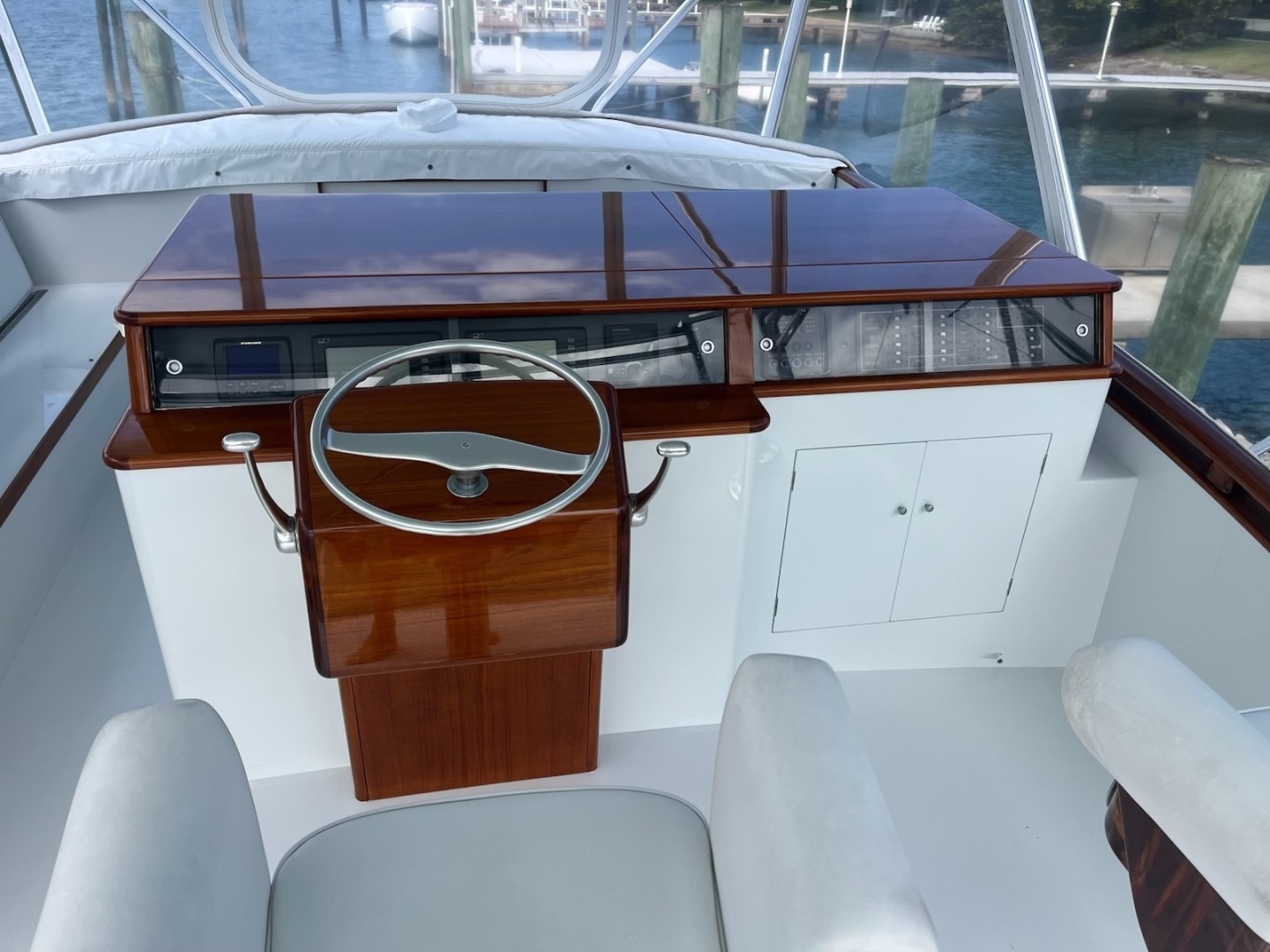 2001 Rybovich 60 Convertible - Image 5