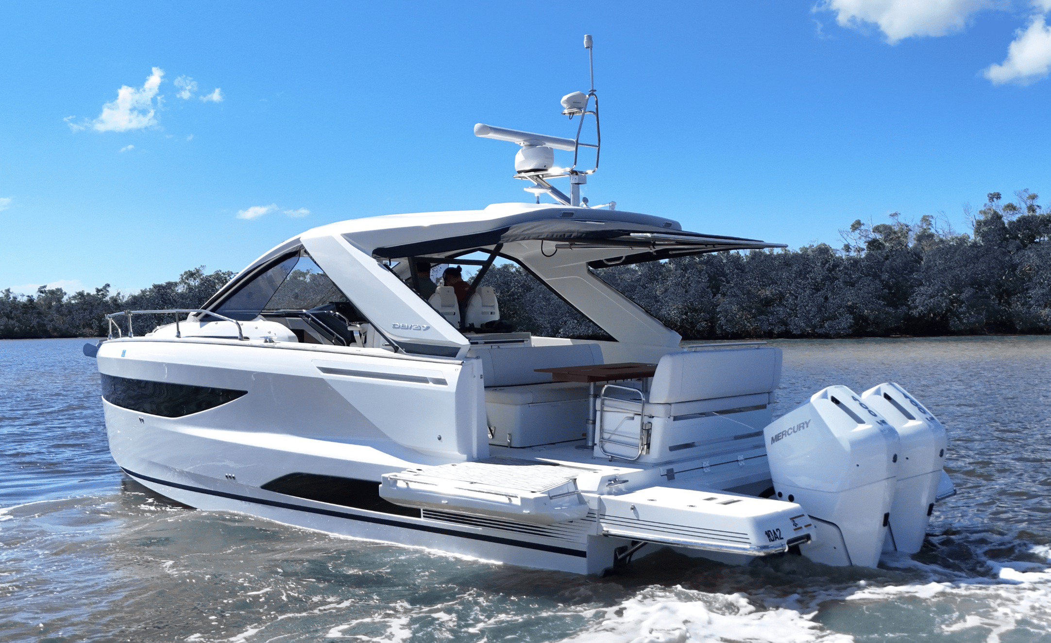 2025 JEANNEAU DB 37 - Image 5