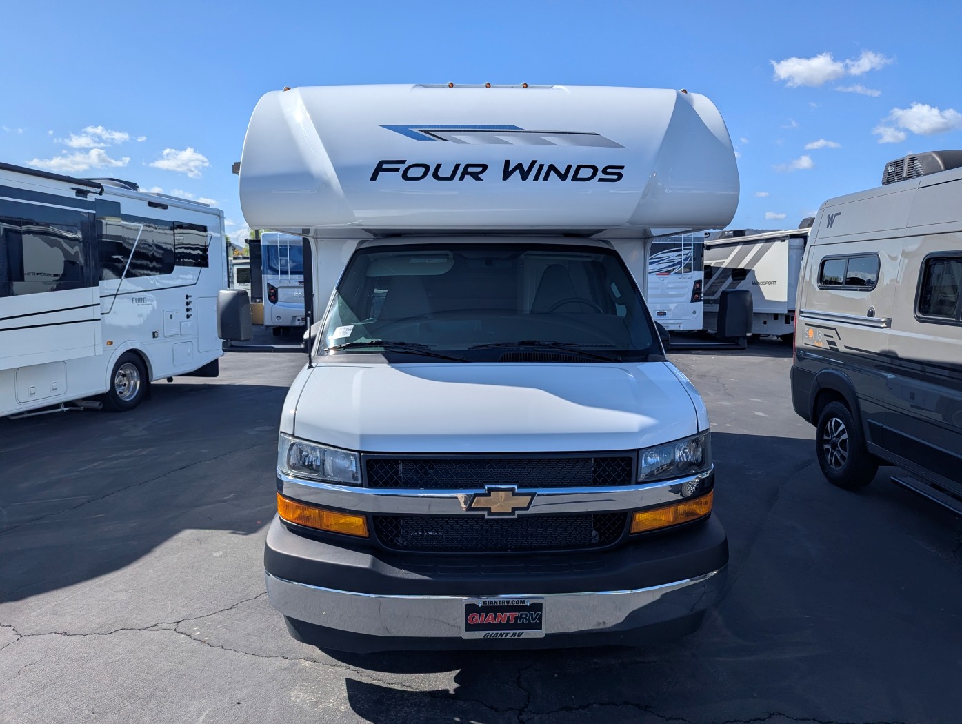 2027 Thor Motor Coach Four Winds 19Z - Image 3