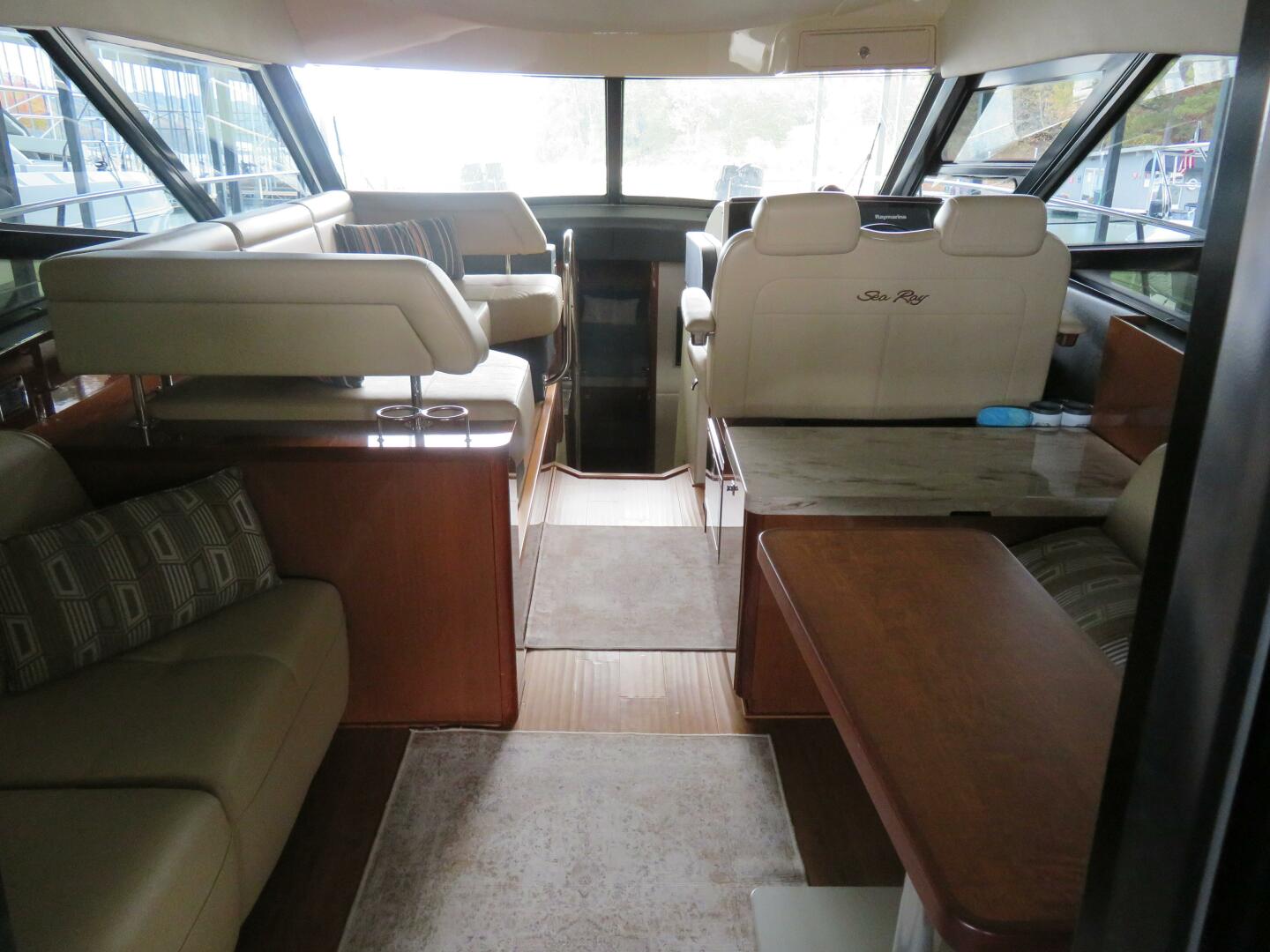2015 Sea Ray - Image 8