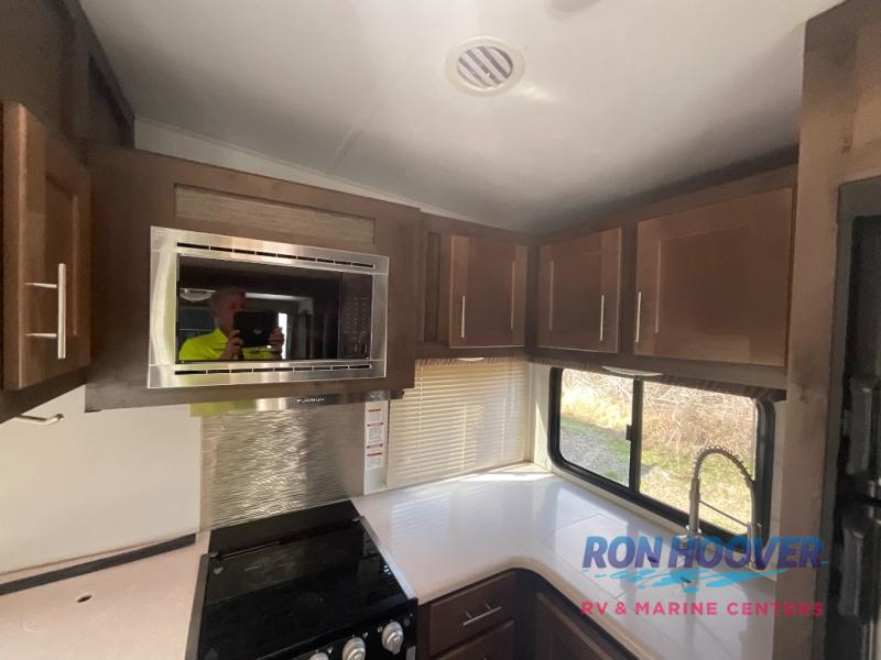 2019 FOREST RIVER 285RKX - Image 12