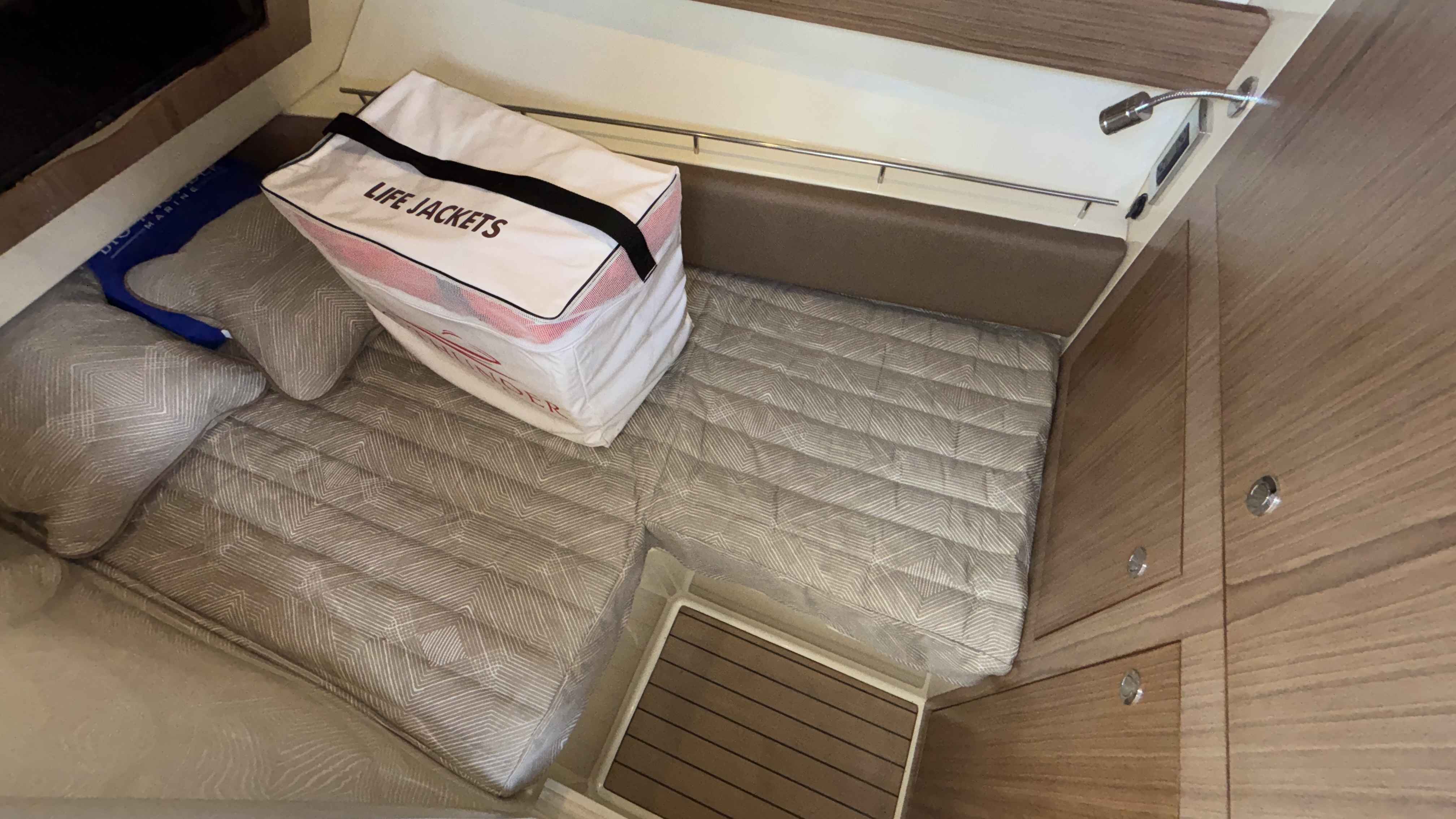 2021 Chris Craft 35 Calypso - Image 45