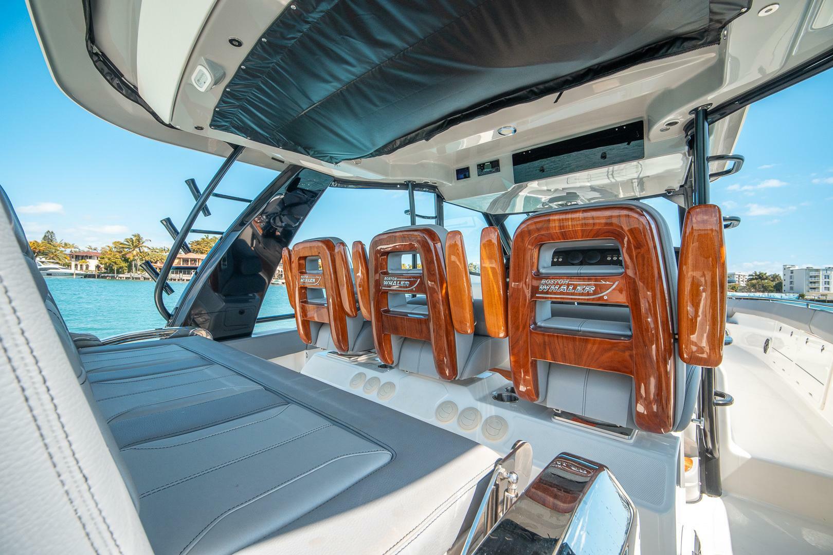 2023 Boston Whaler 420 Outrage - Image 14